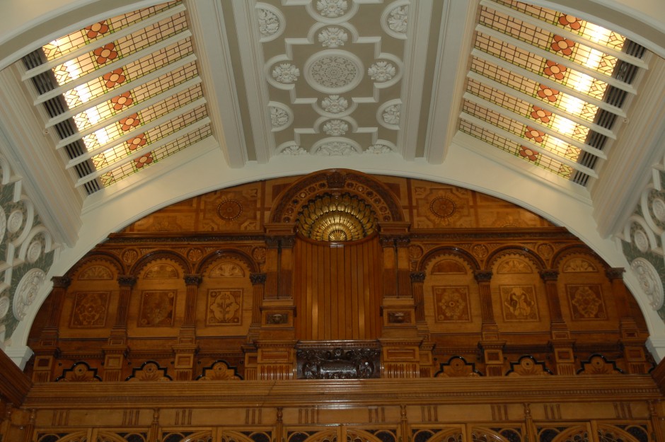 Decorative end wall panelling